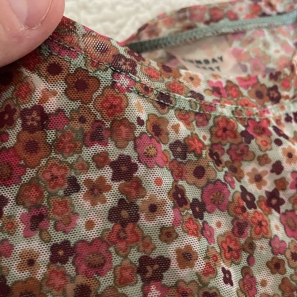 Sunday best mesh Floral Short Sleeve cropped T-Shirt xs - Picture 4 of 6